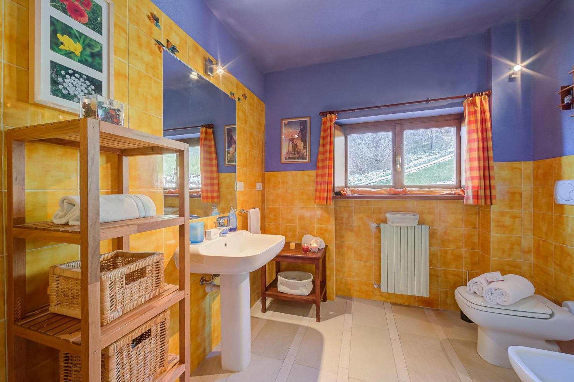 Rebecca'S House Few Steps From Skiing - Happy Rentals Bardonecchia Esterno foto