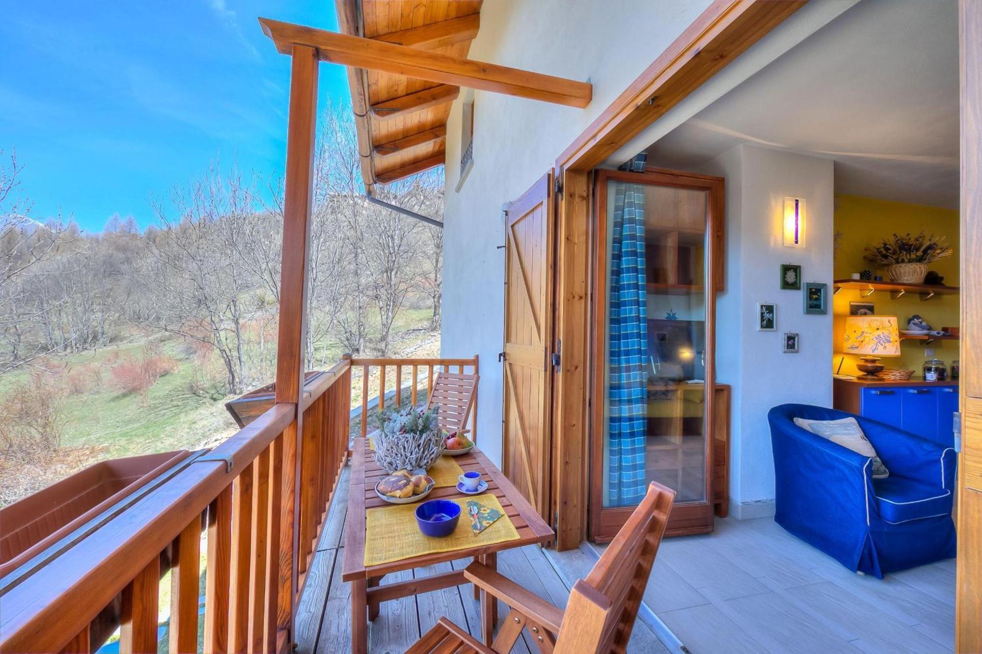 Rebecca'S House Few Steps From Skiing - Happy Rentals Bardonecchia Esterno foto